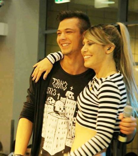 1499427_566339816776586_1155432109_n