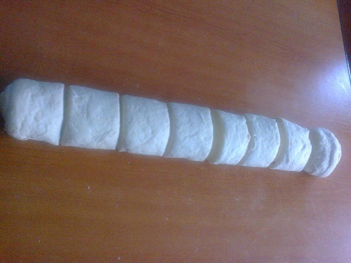 Floricele untoase cu gem de capsuni - 1 - Culinar 2