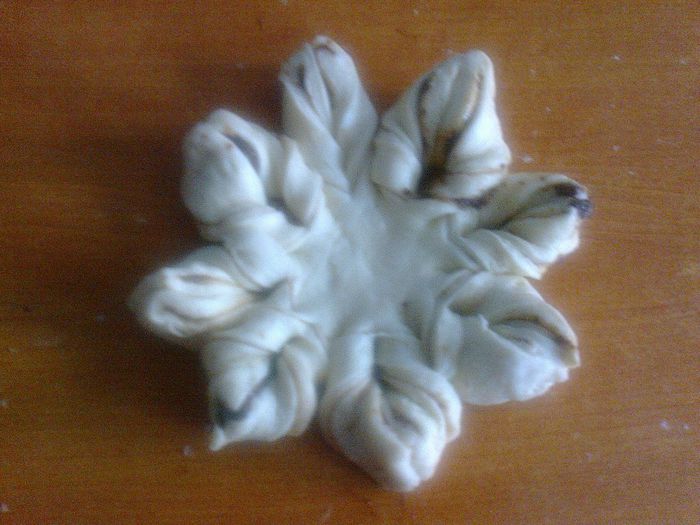 Floricele untoase cu gem de capsuni - 10 - Culinar 2