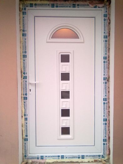 Usa PVC alb Cleopatra - Usi cu panel ornamental