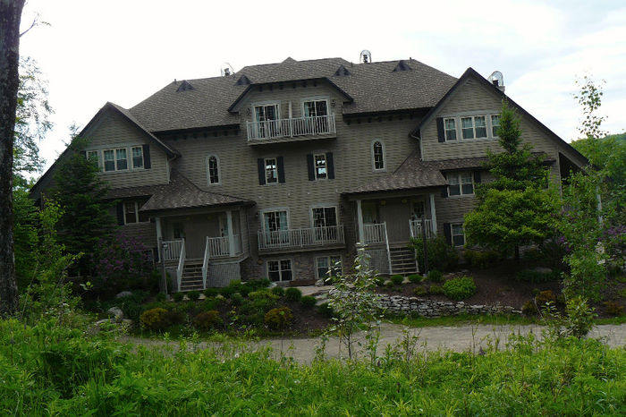 Case de odihna in muntii Mont-Tremblant , - CANADA