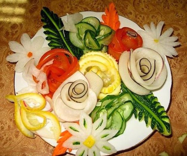 platou de legume ornament - Idei de aranjare a platourilor pentru mese festive