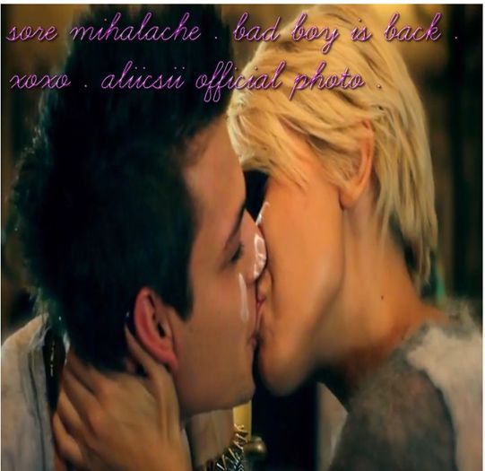 ;; nu dar ... ma gandeam ca te-a molipsit :-ss