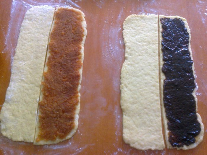 Biscuiti cu gem de gutui si gem de capsuni - 3 - Culinar 2