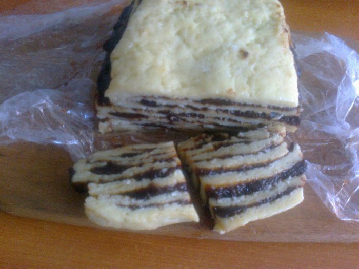 Biscuiti cu gem de gutui si gem de capsuni - 14 - Culinar 2