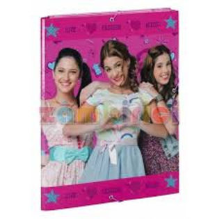 violeta cu prietenele ei