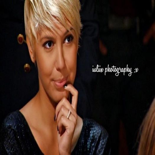 - un purcel secsiiiiiiiiiiiiiii. =))))))))))))))