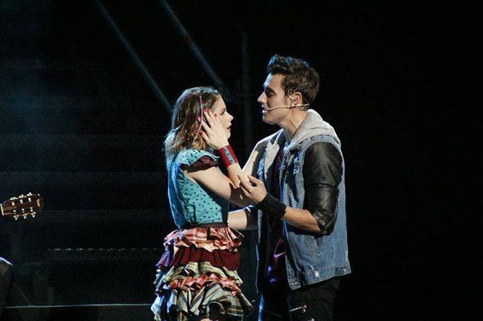 1455147_593365700735725_624538_n - xxJorge Blanco y Martina Stoessel-Leon y Violettaxx