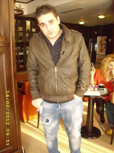 523145_478320648894799_978397349_n