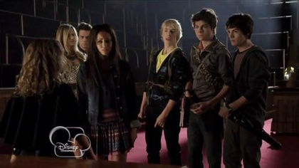 385728_450836918292473_1695293427_n