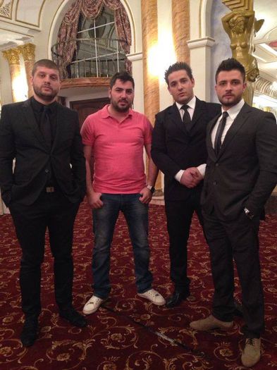 1512317_527126044050831_1437464269_n