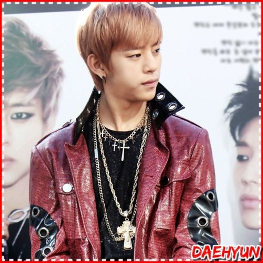 ^D^ A mancat alvita. :)) Hoonie..ce mai astepti? ;;) Am zis ladies. :-".