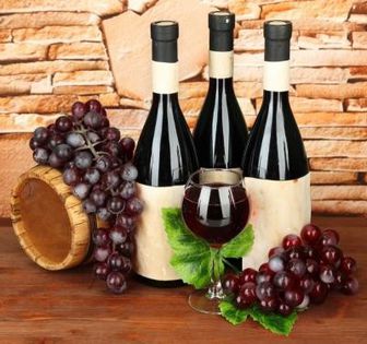 vin_rosu_1 - VIN ROSU SI NEGRU PT SARBATORILE DE IARNA-HAIDETI SA PETRECEM