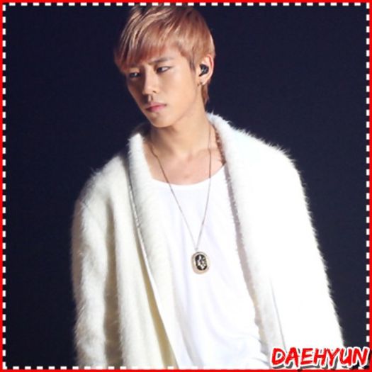 ^D^ Sii a aparut Hoonie competitivul. :)) (:|.