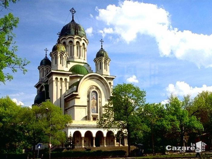 poze-bucuresti-20100712144753 - ORASUL BUCURESTI