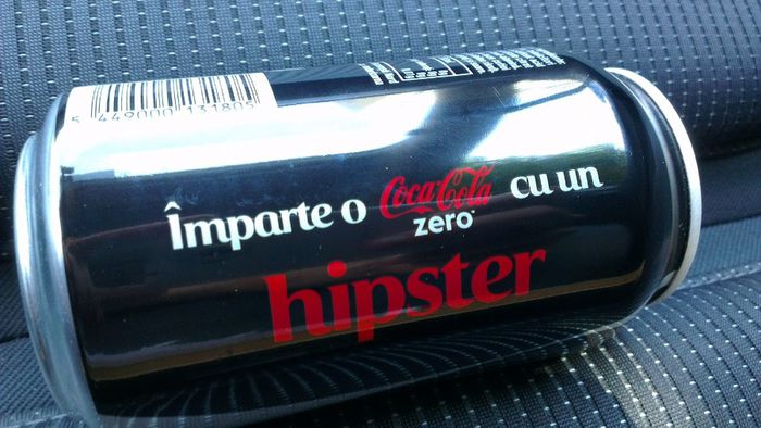 Cola Hipster - HAHA CE POZE COCA COLA