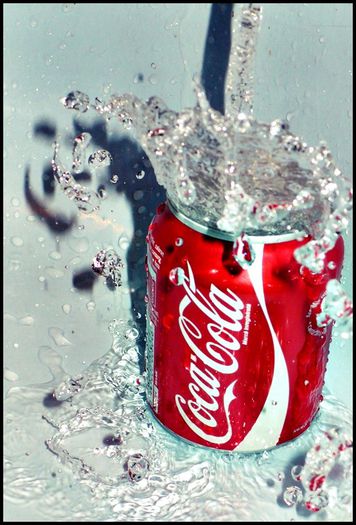 cola-cu-apa - COCA COLA DE SARBATORILE DE IARNA MAI ALES DE REVELION