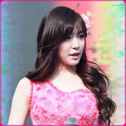 Tiff|. Credeai gresit. :))