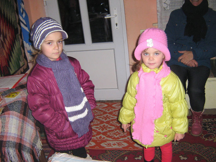 copii la colindat 001