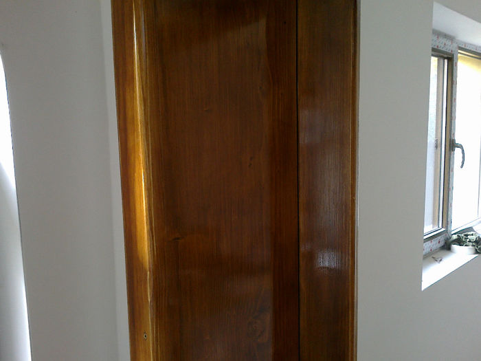 181020133456 - amenajari interioare si finisari in lemn
