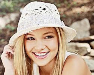 Ce?!Cred ca glumesti?!Il urasc!!!!