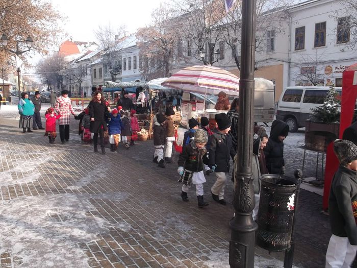 CEI MAI HARNICI COLINDATORI