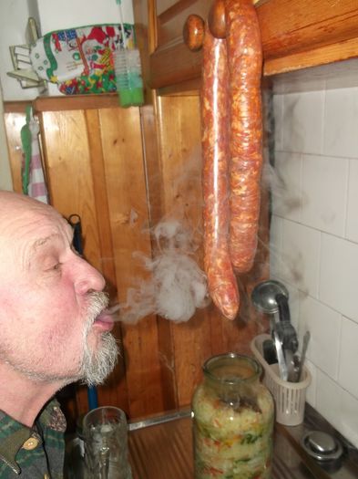 ..........AFUMATOR DE CARNAT