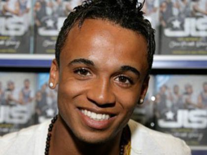 showbiz_main_aston_merrygold_generic