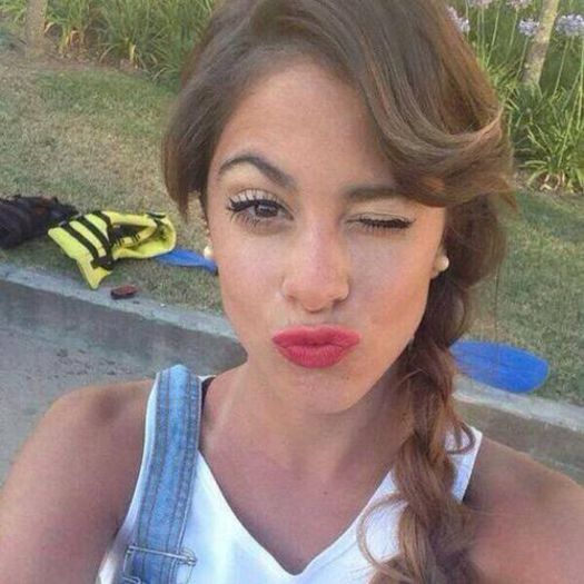 1533824_387633264705559_1067662658_n - Martina Stoessel