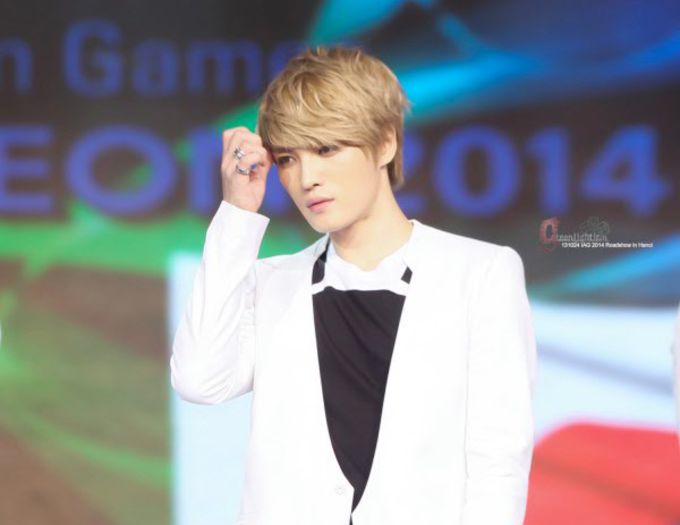 817588859 - D _ Jaejoong