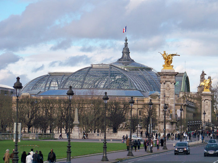  - PARIS
