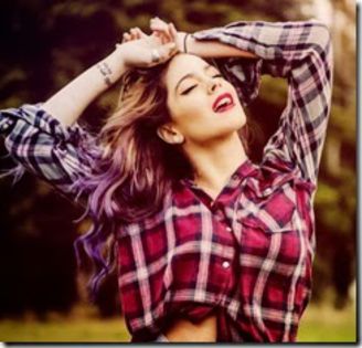 poze martina stoessel cu tatuaj_thumb - martina stoesselxtini