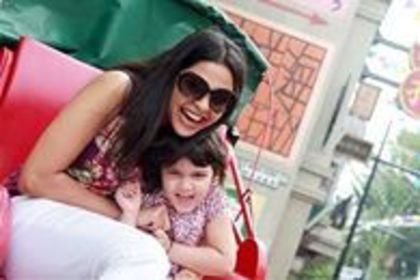 3 - Manasi Salvi