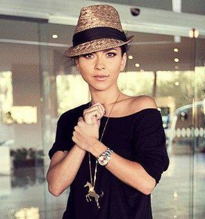 523088_376205412410050_897492677_n