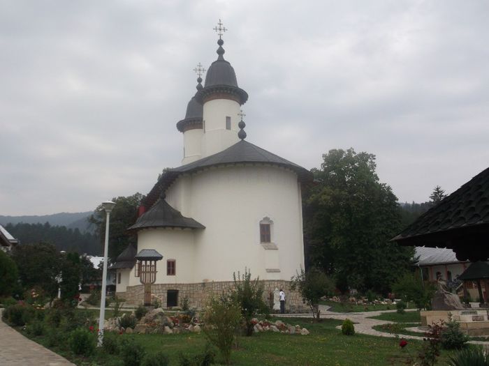 DSCF4039 - Manastirea Varatec