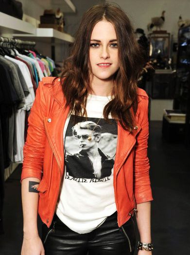 73_802 - Kristen-Taylor-Robert