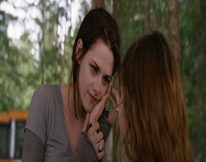  - Kristen Stewart as Bella Swan