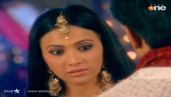 18 - D-Shilpa Anand-D