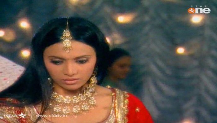 20 - D-Shilpa Anand-D