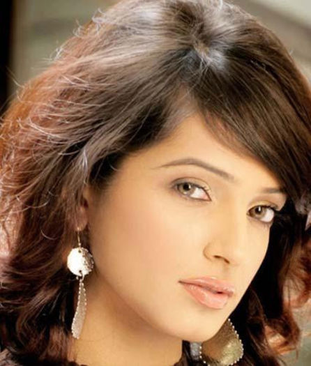Moulshree Sachdeva-Dr. Tamanna Patil