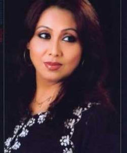 Sujata Vaishnav-Mama lui Dharmesh