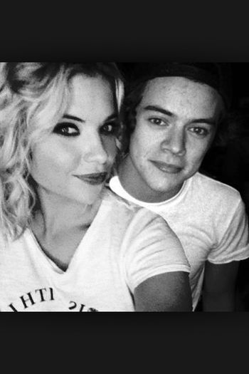 ┊^^  3 1 14 - I ship Hashley :3