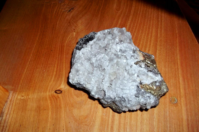 DSCF1749 - cristale si roci