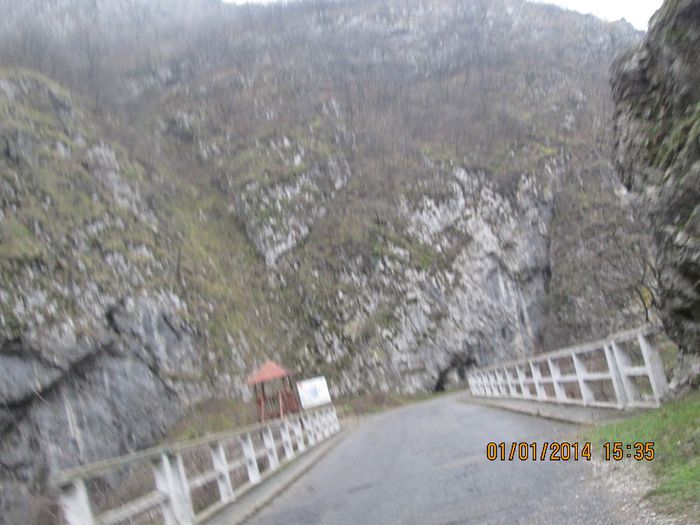 IMG_1973 - Pe Valea Sohodolului in ianuarie