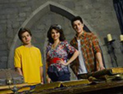 wizards-of-waverly-place_04 - Disney