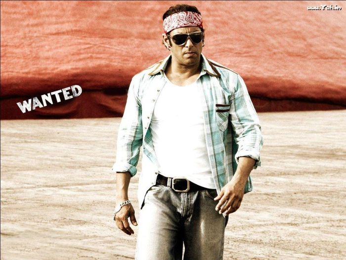 stylish_salman_wanted_movie_11808 - SALMAN KHAN ACTORUL MEU PREFERAT NUMAR 1