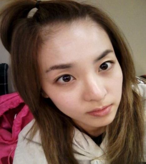 dara no make-up - 1 2ne1 natural