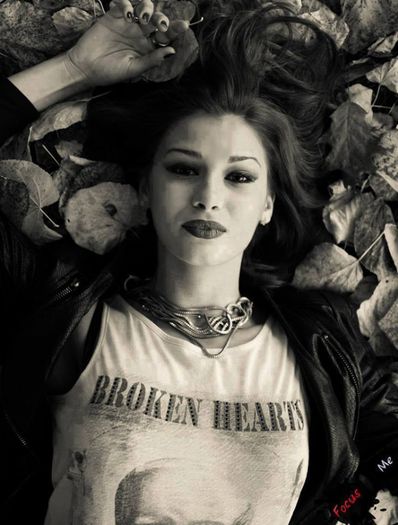 1512623_642057145852052_668963332_n - Alina Eremia