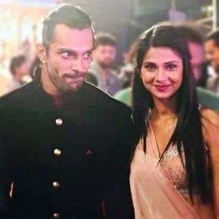 1517567_457472447708244_360881969_n - Jennifer and Karan Singh Grover