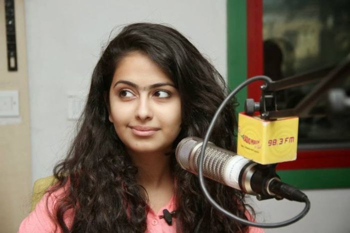 1176251_659068570822125_1214989778_n